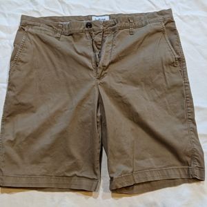 Men's linen shorts